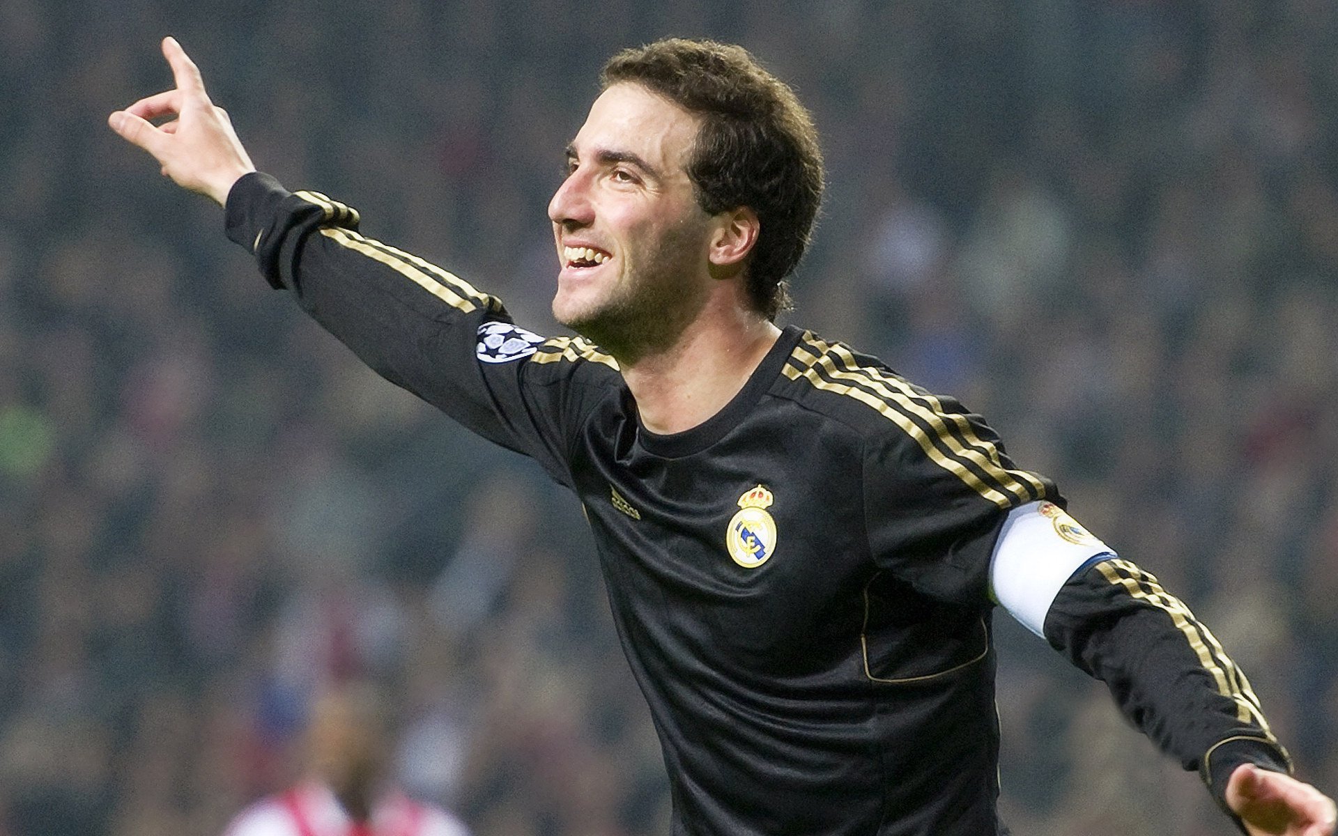 巴特勒爆冷击败皇家马德里，赛况扑朔迷离引爆全场！